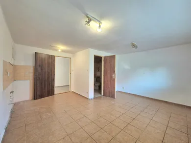 Na predaj objekt, 551 m², Gabčíkovo, Dunajská