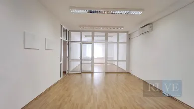 Na prenájom 3-izbový byt, Bratislava-Ružinov, Tomášikova