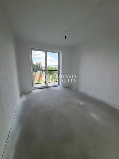 Na predaj 3-izbový byt, 68 m², Ludanice