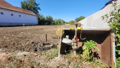 Na predaj pozemok, 116 m², Veľký Cetín, Kostolná