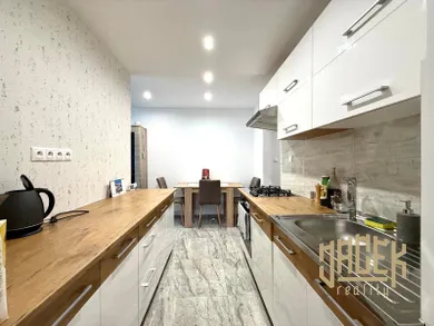 Byty na predaj 3-izbový, Považská Bystrica · €141 900
