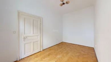Na predaj 2-izbový byt, 62 m², Bratislava-Staré Mesto, Heydukova