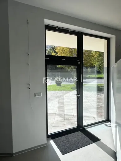 Na prenájom objekt, 230 m², Banská Bystrica
