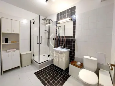 Mieszkania na sprzedaż, 4-pokojowe, Bratislava-Petržalka · €339 000
