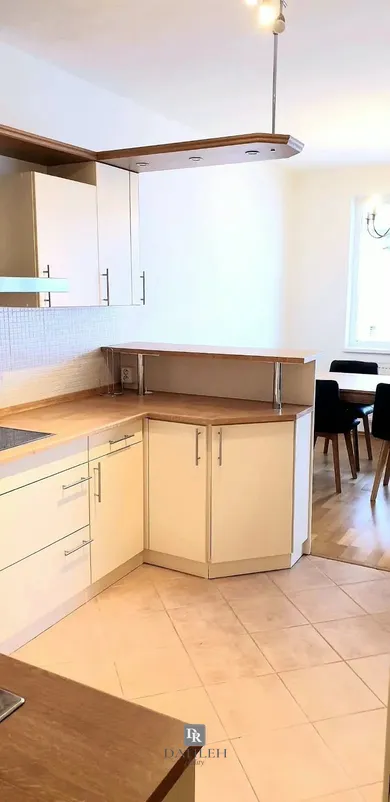 Na prenájom 3-izbový byt, 101 m², Bratislava-Ružinov, Pažítková