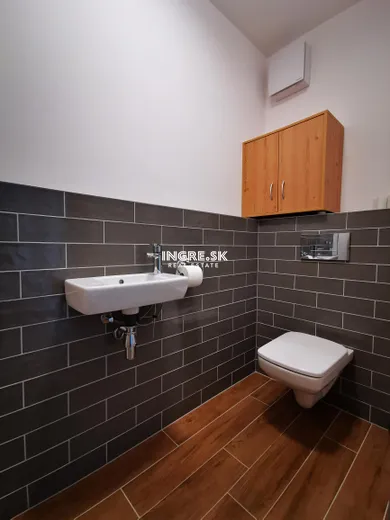 Na prenájom byt v Bratislava-Nové Mesto · €1 200 · Novostavba