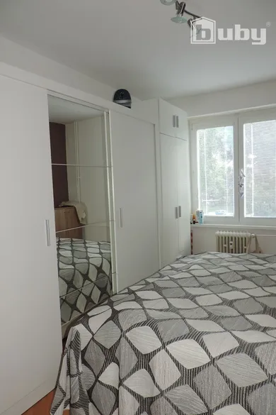 Na prenájom 2-izbový byt, 57 m², Považská Bystrica, Pionierska
