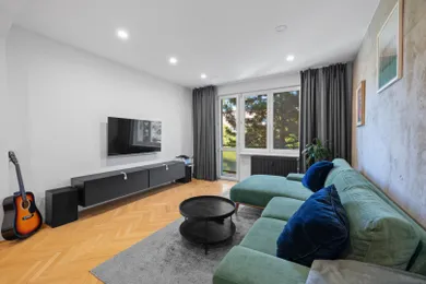 Na predaj 3-izbový byt, 64 m², Bratislava-Ružinov, Haburská