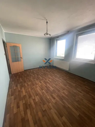 Na prenájom 2-izbový byt, Levice