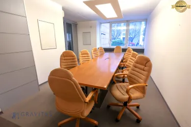 Na prenájom komerčné, 188 m², Bratislava-Ružinov, Jarabinková