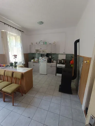 Na predaj 5-izbový dom, 60 m², Kechnec