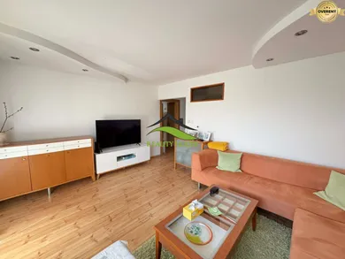 Na predaj 4-izbový byt, 80 m², Michalovce, Leningradská