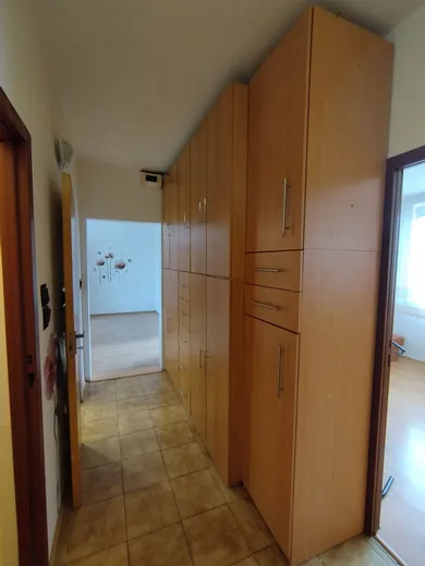 Na prenájom 3-izbový byt, 72 m², Považská Bystrica, SNP