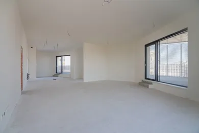 Na predaj 4-izbový byt, 166 m², Bratislava-Ružinov, Prístavná