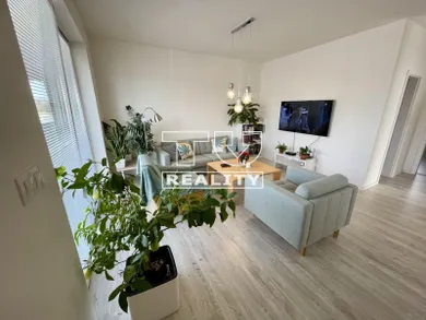 Na predaj 2-izbový byt, 55 m², Bratislava-Rača
