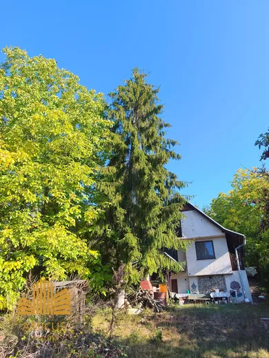 Na predaj 2-izbový rekreačný dom, 75 m², Janova Lehota