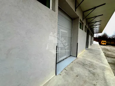 Na prenájom komerčné, 230 m², Banska Bystrica