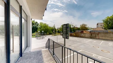 Na prenájom komerčné, 39 m², Šaľa, Dolná