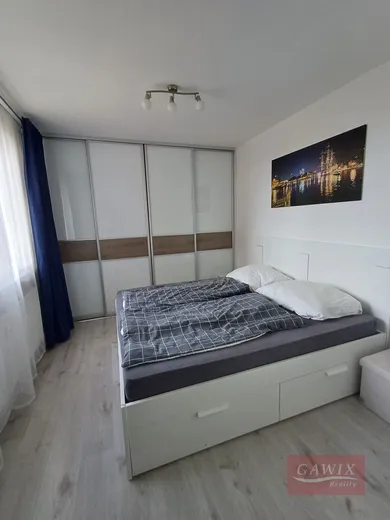 Na prenájom 3-izbový byt, 70 m², Bratislava-Vrakuňa, Čiernovodská
