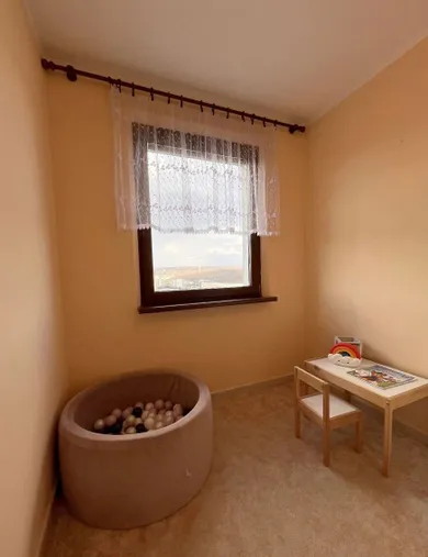 Na predaj 3-izbový byt, 66 m², Bratislava-Karlova Ves, Beniakova