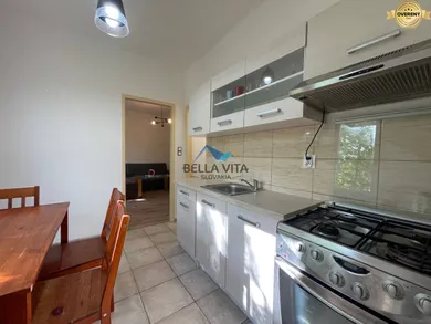 Byty na prenájom 2-izbový, Galanta · €600