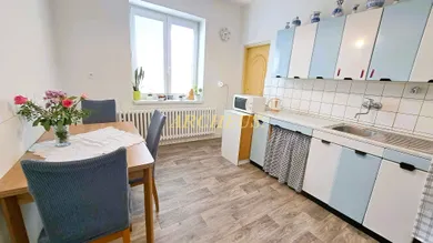 Na predaj 4-izbový dom, 140 m², Blatné, Šarfická
