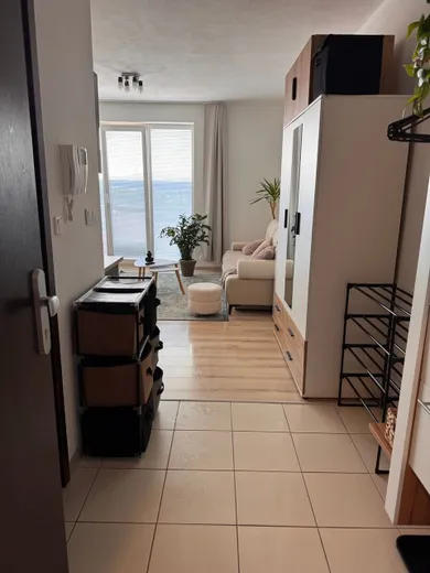 Na prenájom 1-izbový byt, 28 m², Dubnica nad Váhom