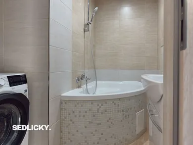 Na prenájom 2-izbový byt, 65 m², Prievidza, Nábrežie sv. Cyrila
