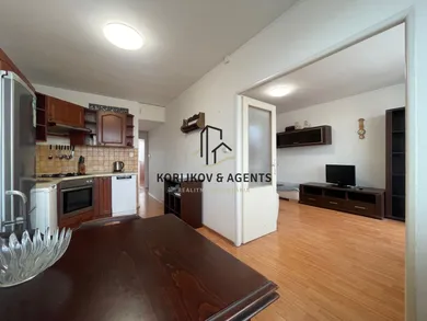 Na prenájom 3-izbový byt, 70 m², Košice-Staré Mesto, Floriánska
