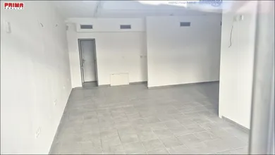 Na prenájom komerčné, 61 m², Žilina, Na priekope