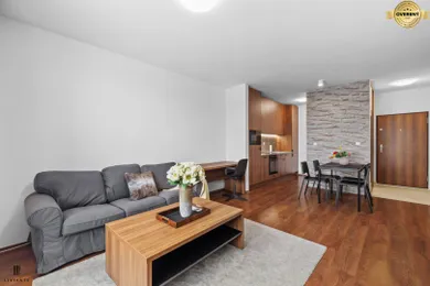 Na prenájom 2-izbový byt, 55 m², Bratislava-Karlova Ves, Staré grunty