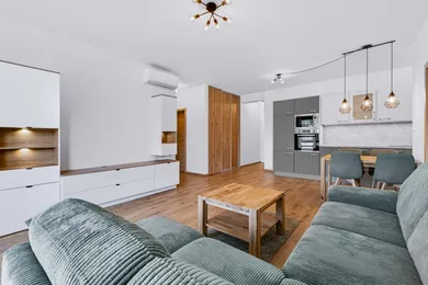Kiadó lakások, 3-szobás, Bratislava-Rača · €1200