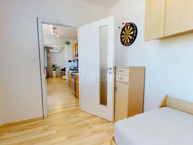 Na predaj 3-izbový byt, 64 m², Pezinok, L.Novomeského
