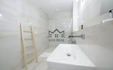 Na prenájom 2-izbový byt, 49 m², Piešťany, Nitrianska