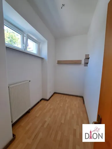 Na predaj 4-izbový byt, 136 m², Banská Bystrica