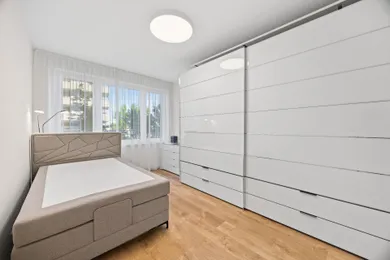 Na predaj 3-izbový byt, 83 m², Bratislava-Ružinov, Galvaniho
