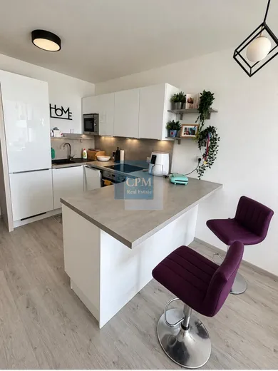 Kiadó lakások, 2-szobás, Bratislava-Petržalka · €820
