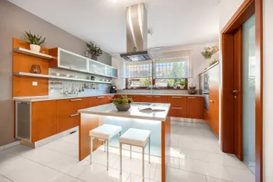 Na predaj dom v Senec · €950 000 · Dokončené