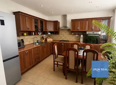 Byty na predaj 3-izbový, Pezinok · €215 000