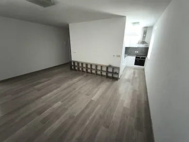 Na prenájom 2-izbový byt, 64 m², Banská Bystrica, Cesta na štadión