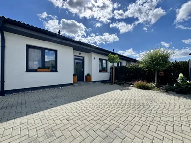 Na predaj 4-izbový dom, 91 m², Bratislava-Staré Mesto