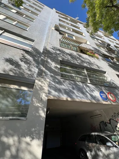Na prenájom objekt, 20 m², Bratislava-Staré Mesto, Záhradnícka
