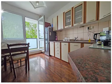 Na prenájom 3-izbový byt, 70 m², Banská Bystrica, Podlavická cesta