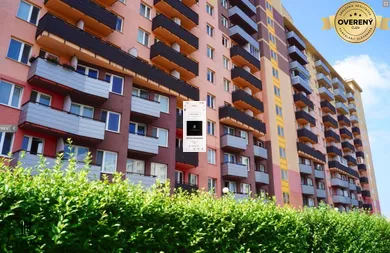 Na prenájom 1-izbový byt, 39 m², Bratislava-Petržalka, Vyšehradská