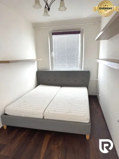 Na prenájom 3-izbový byt, 72 m², Žilina, Smreková