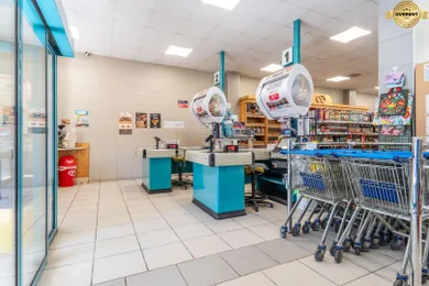 Na predaj komerčné, 600 m², Trnava, Koniarekova