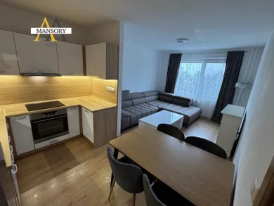 Na predaj 4-izbový byt, 83 m², Žilina