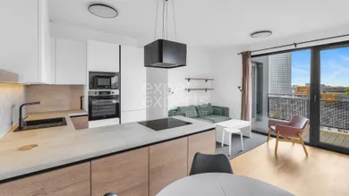 Na prenájom 3-izbový byt, 65 m², Bratislava-Karlova Ves, Rudolfa Mocka