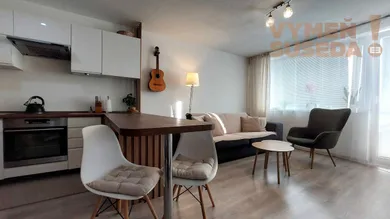 Kiadó lakások, 1-szobás, Miloslavov · €480