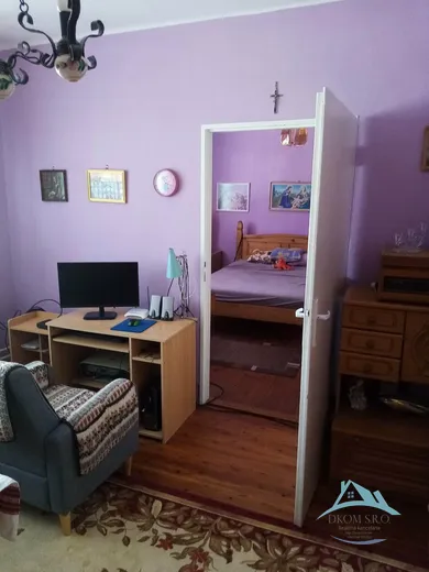 Na predaj dom, 140 m², Iža, Ďatelinová